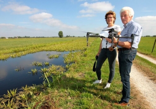 De drone ziet alles